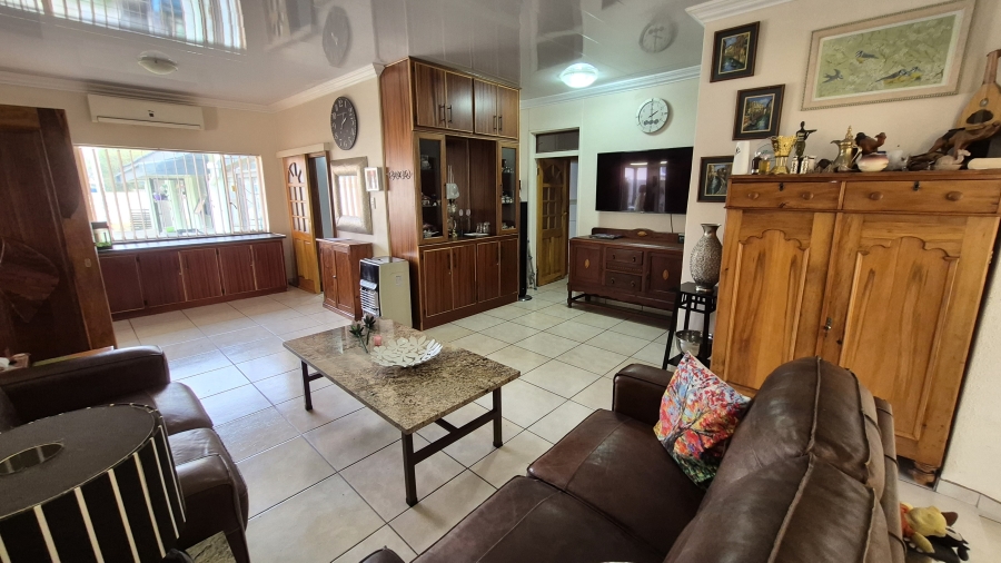 4 Bedroom Property for Sale in Lakeview Free State